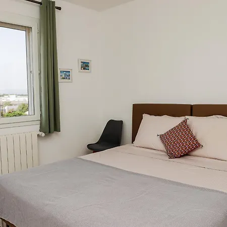 L'escapade Jaune - Jacuzzi, Wi-fi, Equipee Casa de Férias